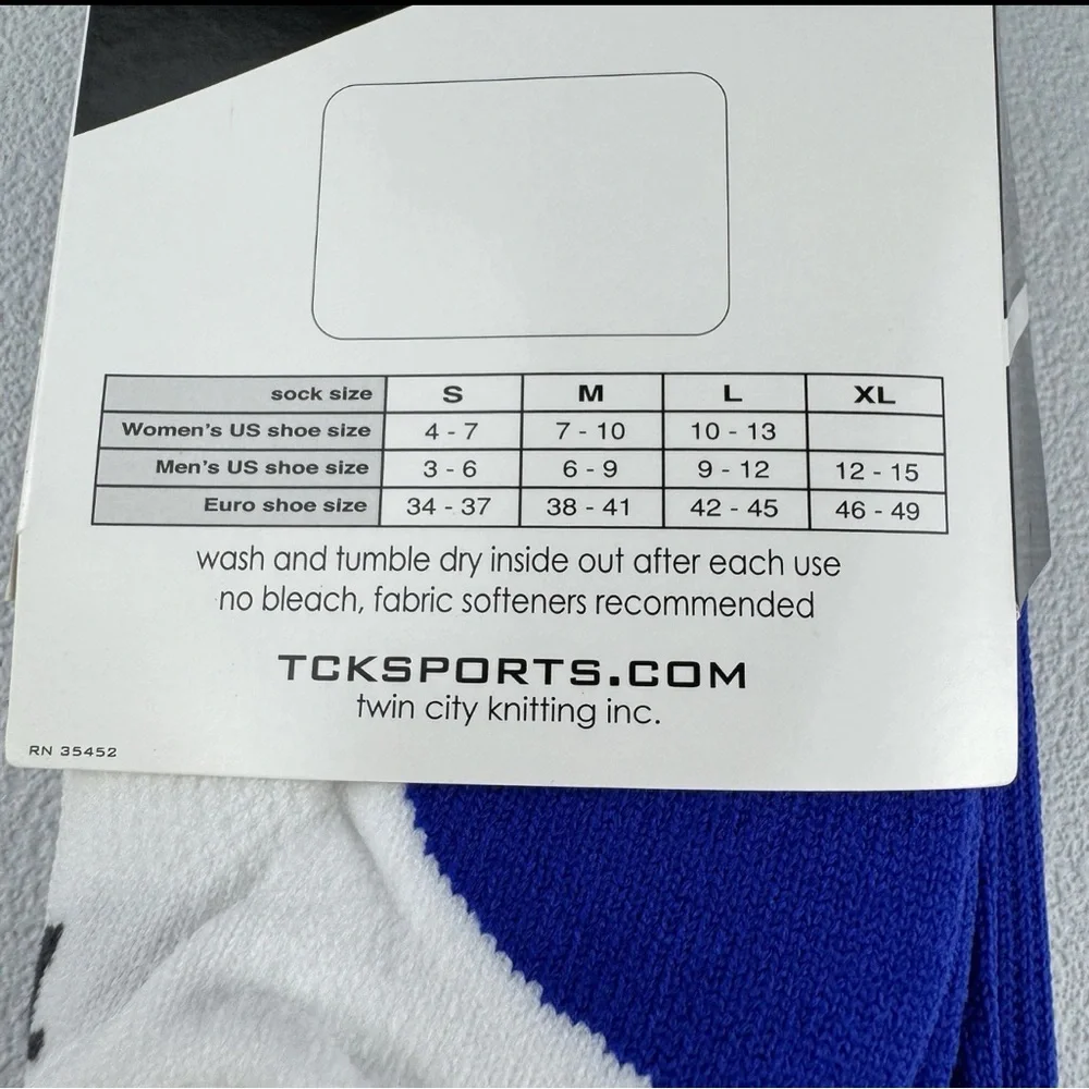 TCK‎ Performance Blue and White Adult Size Medium 1 Pair New